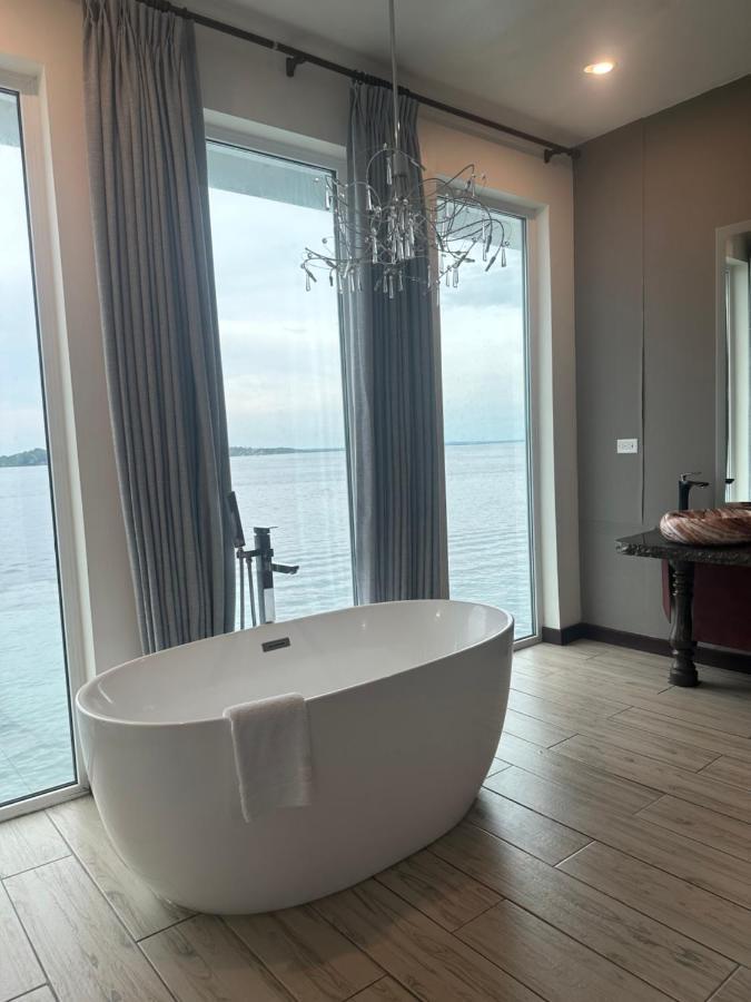 Ocean Sky Bocas Hotel 博卡斯德尔托罗 外观 照片